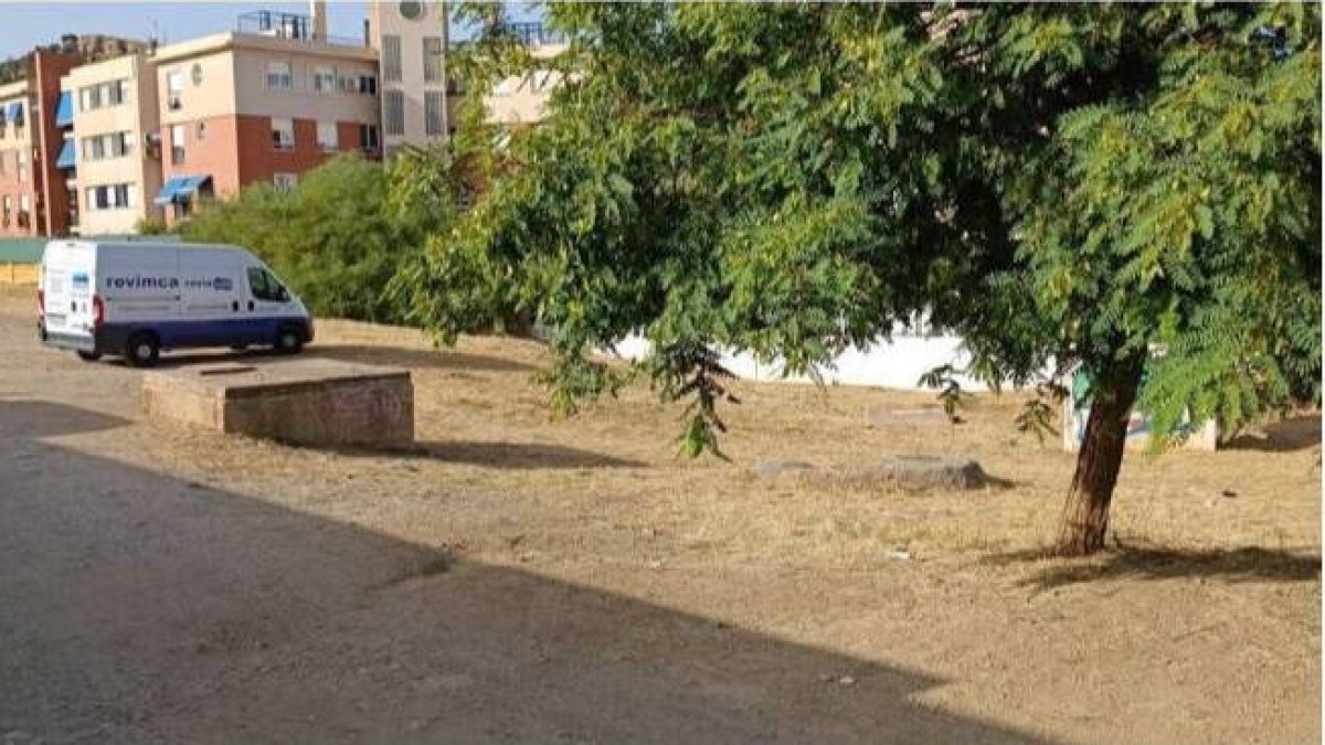 Imagen de la alcantarilla en la que se encontró este miércoles el cadáver de una mujer.