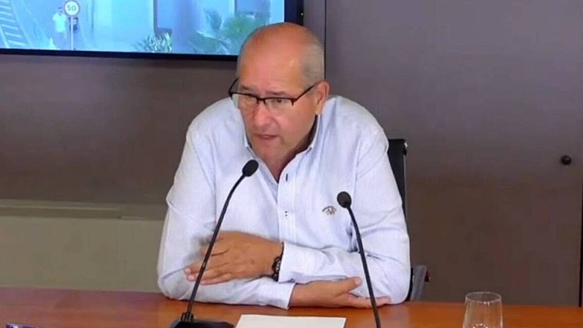 Vuelta al cole: Más de 100 policías locales controlan los accesos a colegios