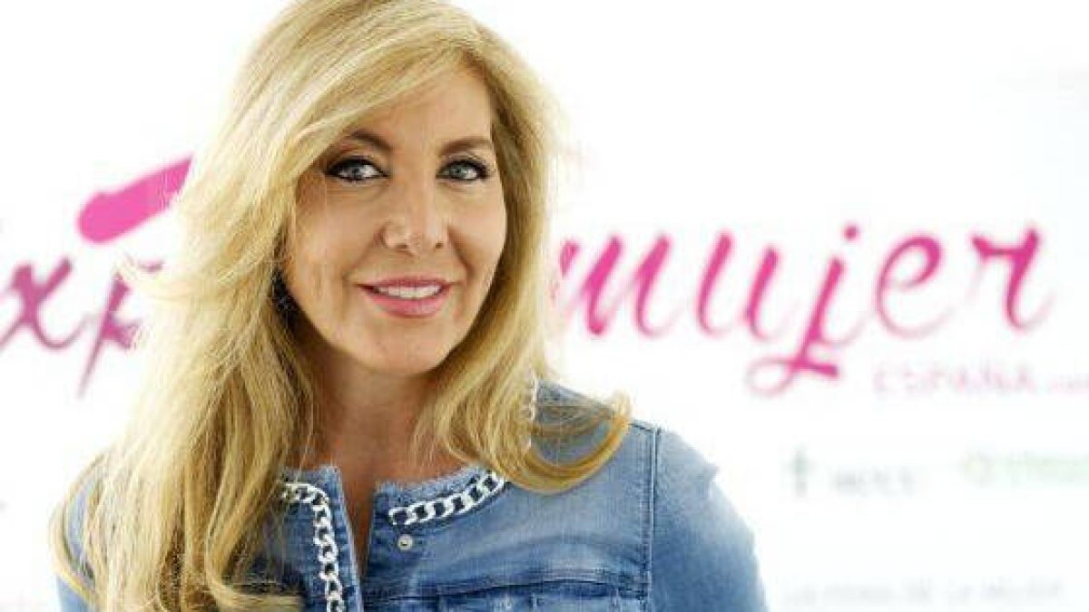 Norma Duval.