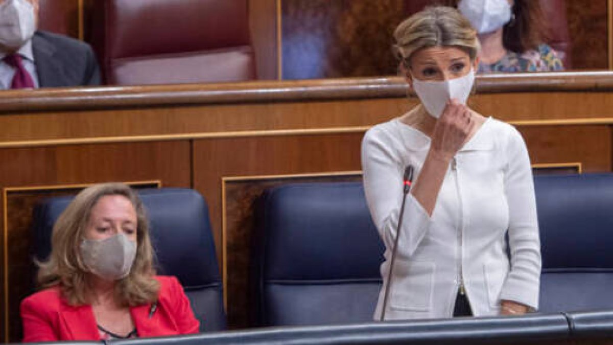Nadia Calviño y Yolanda Díaz