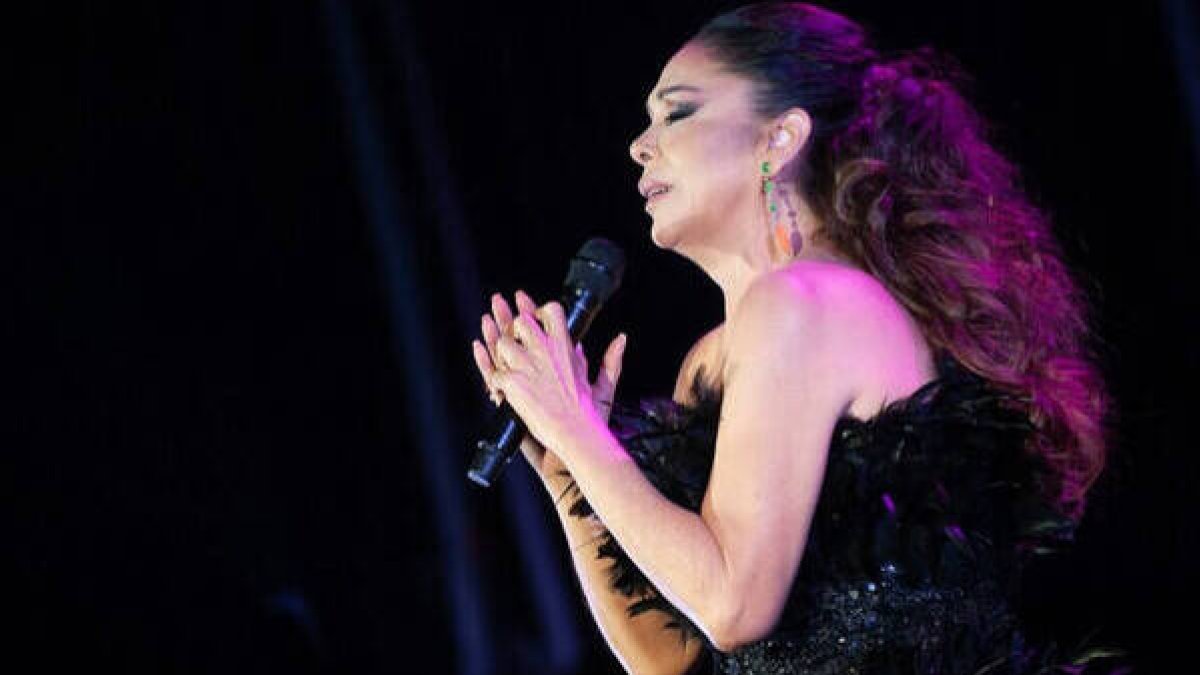 Isabel Pantoja, en uno de sus últimos conciertos