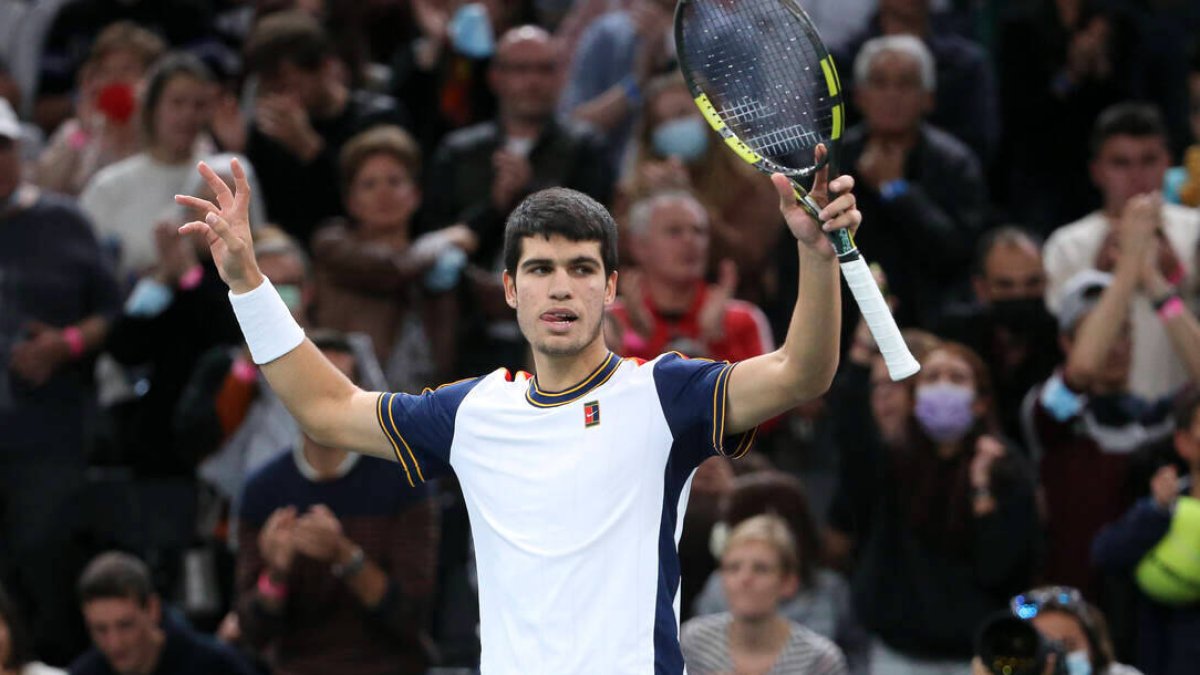 Carlos Alcaraz, en una victoria de la pasada temporada.
