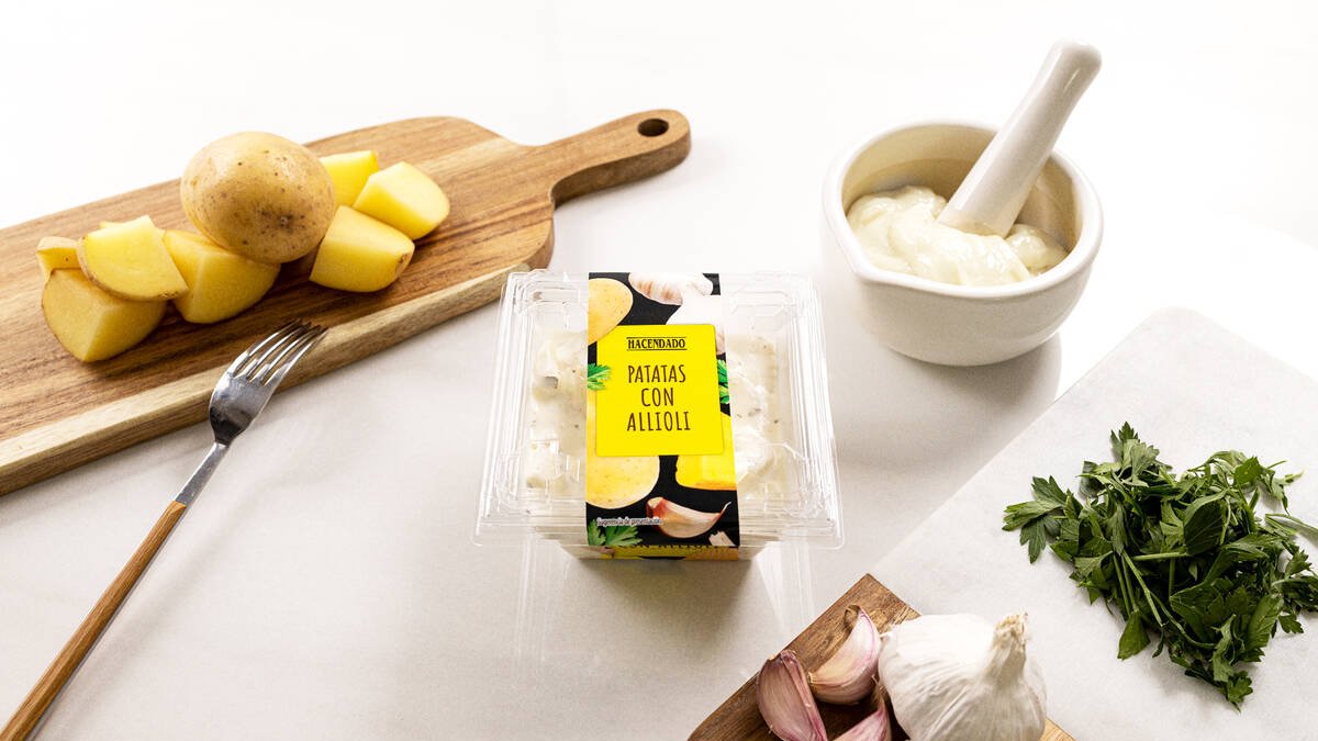 Patatas con alioli de Mercadona.