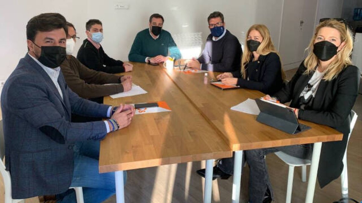 Encuentro mantenido en Alicante por representantes del Comité autonómico de Cs en la Comunitat Valenciana - CS
