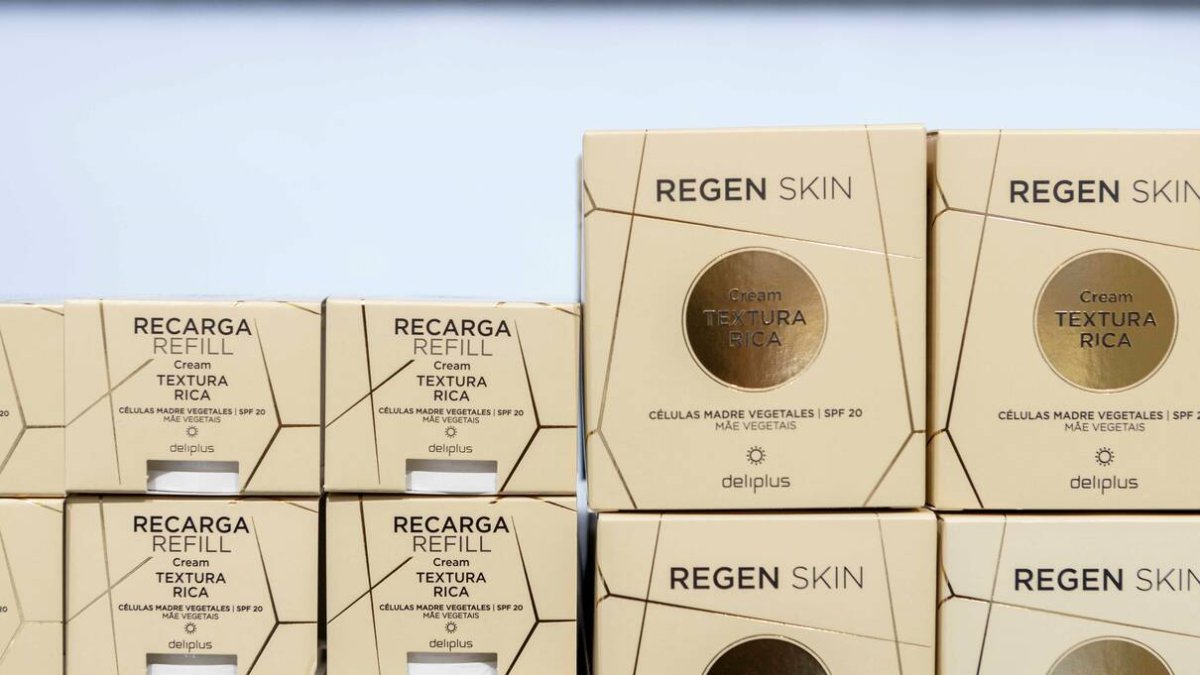 Imagen de la nueva línea de productos Regen Skin.