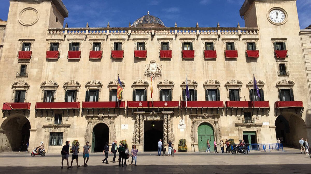 Alacant aplicarà eficiència energètica en reformar el Palau Consistorial
