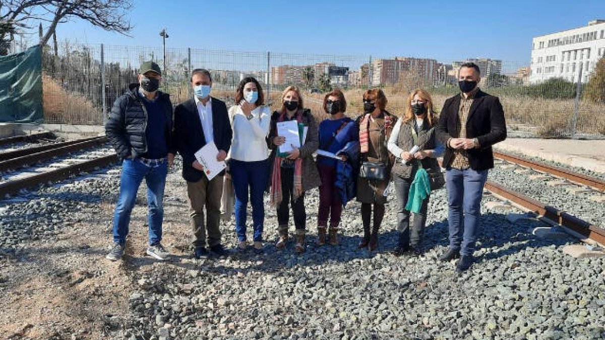 Los representantes de Compromís Alacant han señalado la importancia de incluir en la agenda política de la ciudad la ‘Agenda Tren’