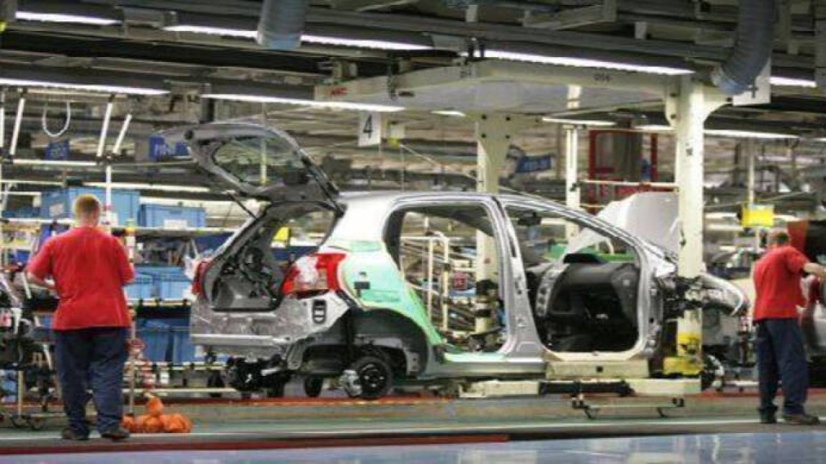 La fabricación de coches también sufrirá en 2022