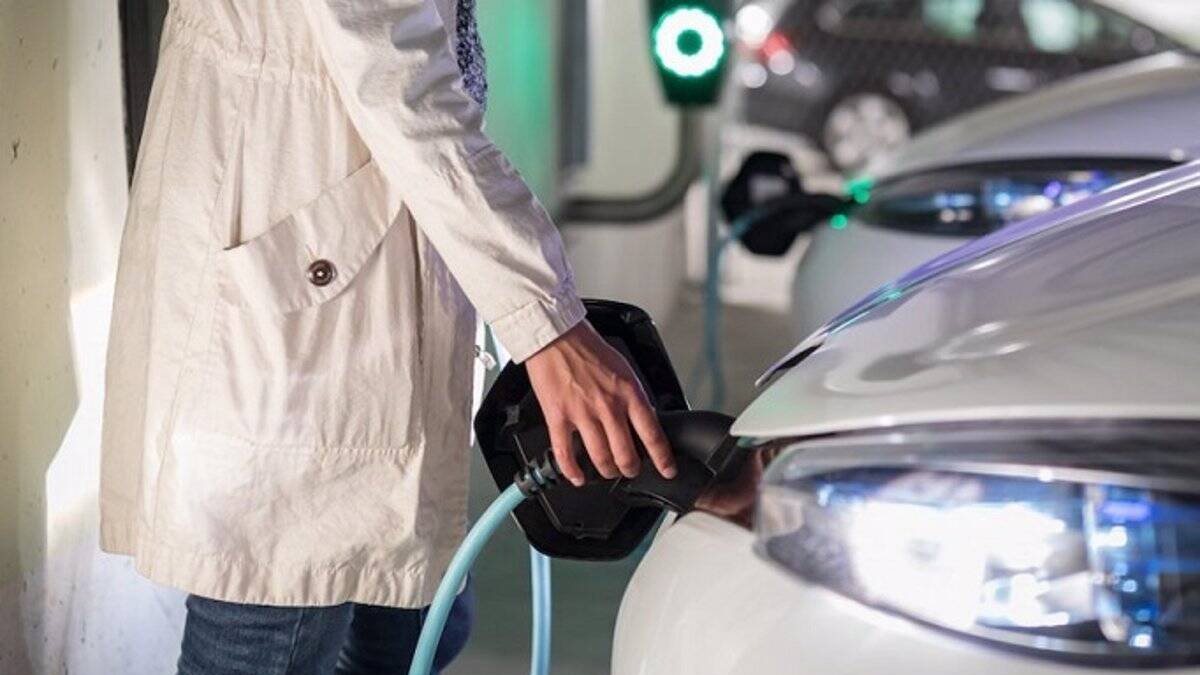 El Gobierno aumenta los fondos para impulsar la movilidad eléctrica