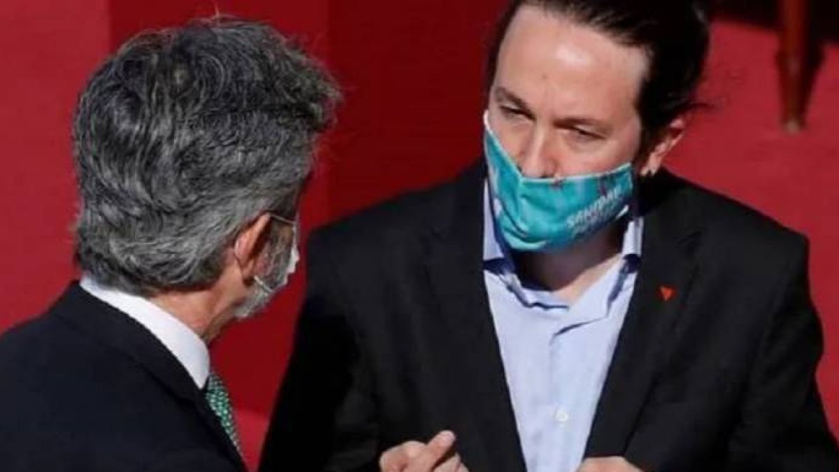 Pablo Iglesias y el presidente del Tribunal Supremo, Carlos Lesmes.