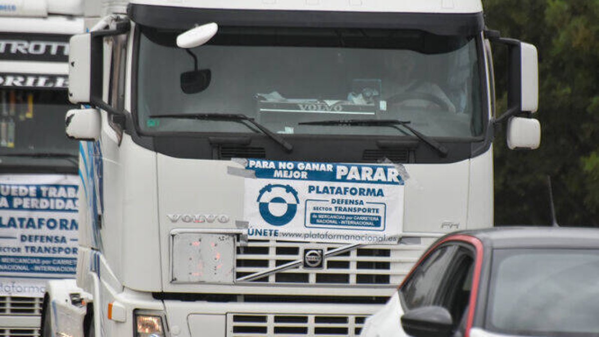 Los transportistas rechazan la oferta de Sánchez