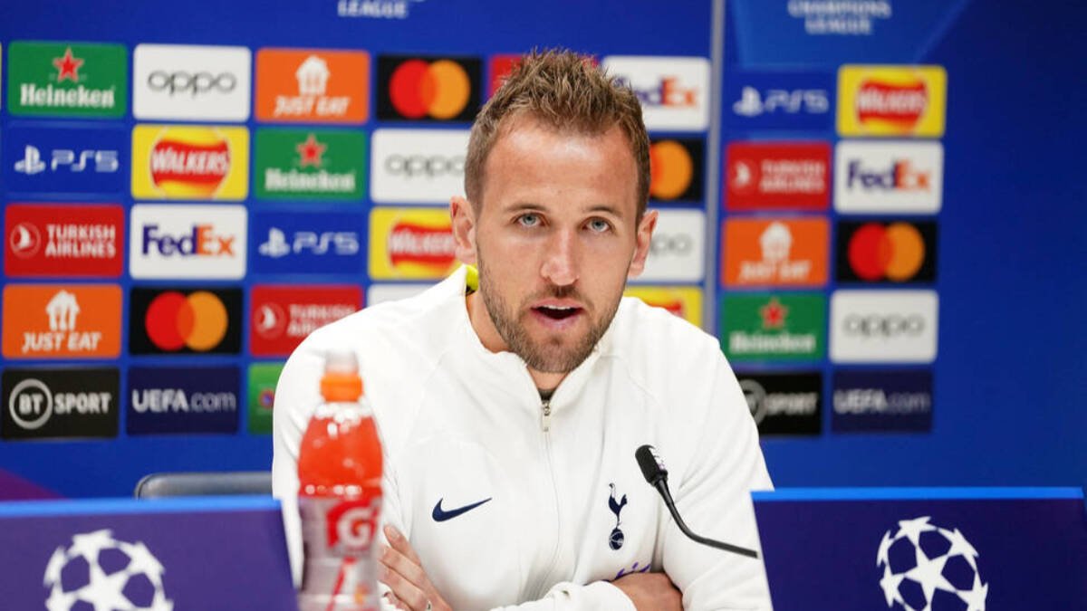 Harry Kane, capitán de la selección inglesa, en rueda de prensa