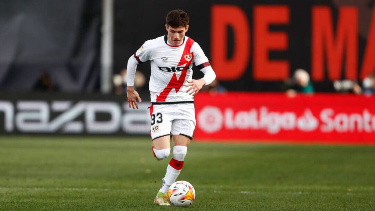 Fran García, durante un partido con el Rayo Vallecano