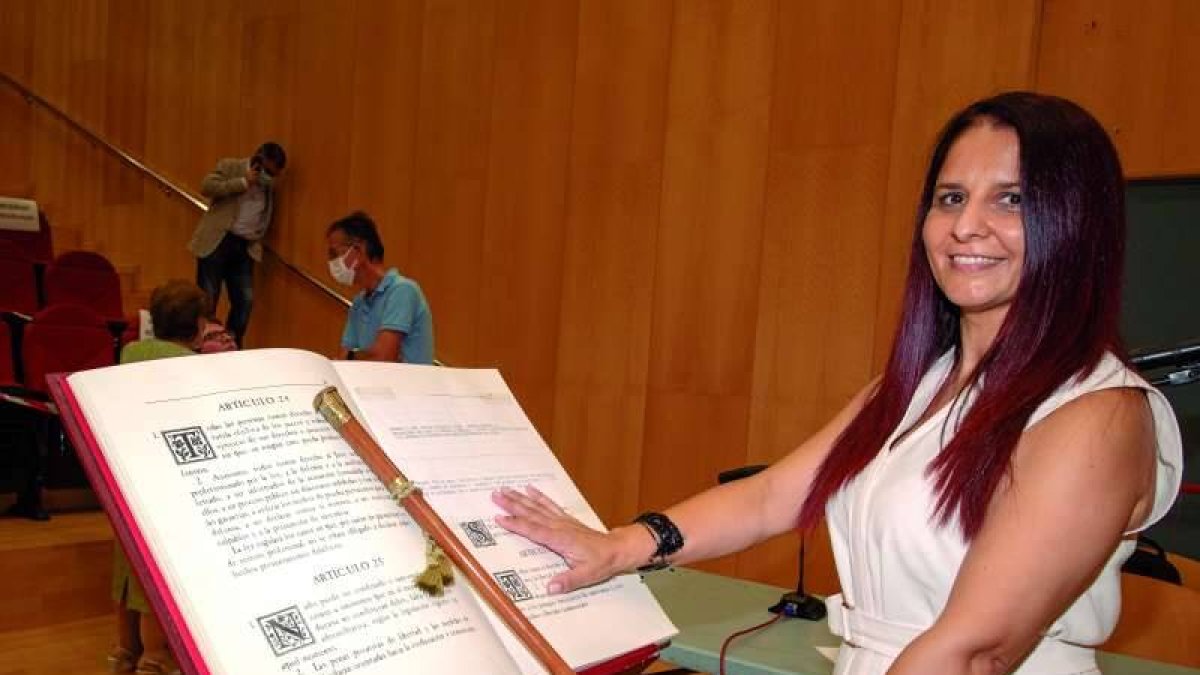 Imagen de la actual alcaldesa de Bonrepós i Mirambell, Raquel Remiro.