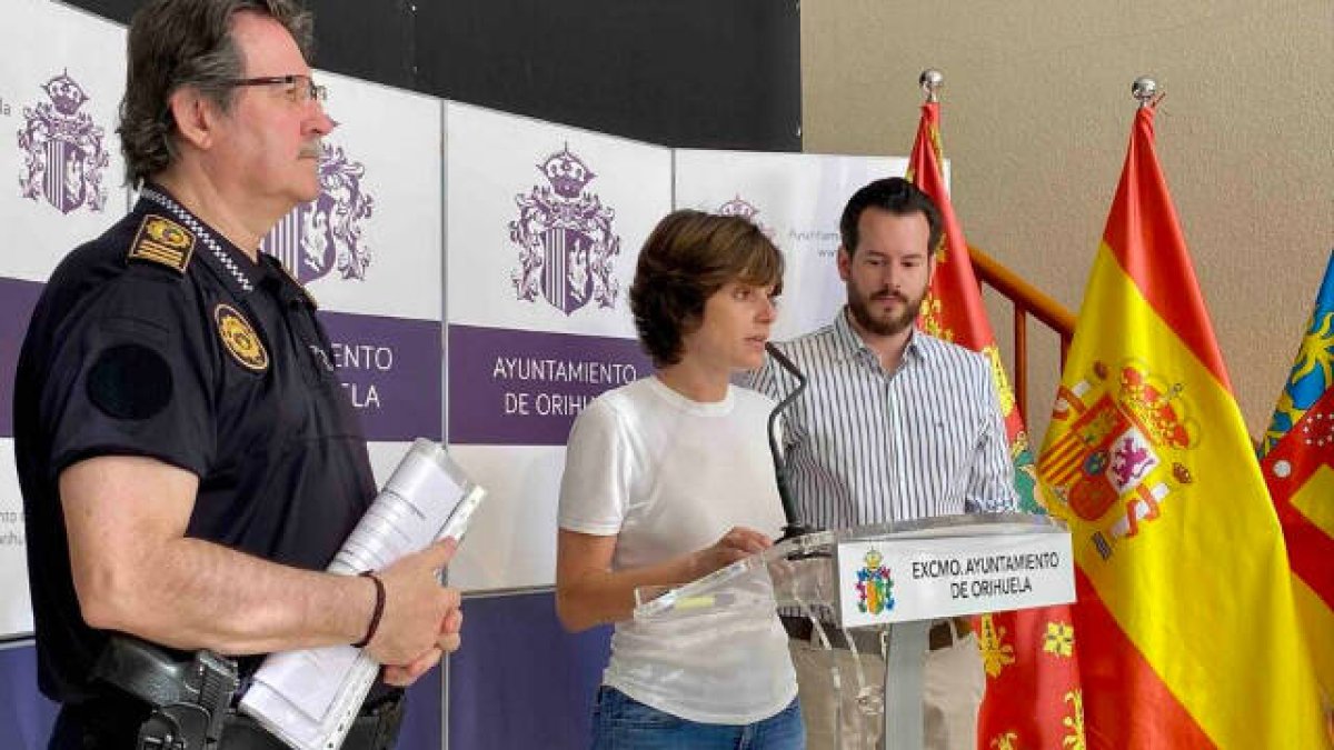 Orihuela inicia 7 procesos para incorporar a 52 agentes, oficiales e inspectores