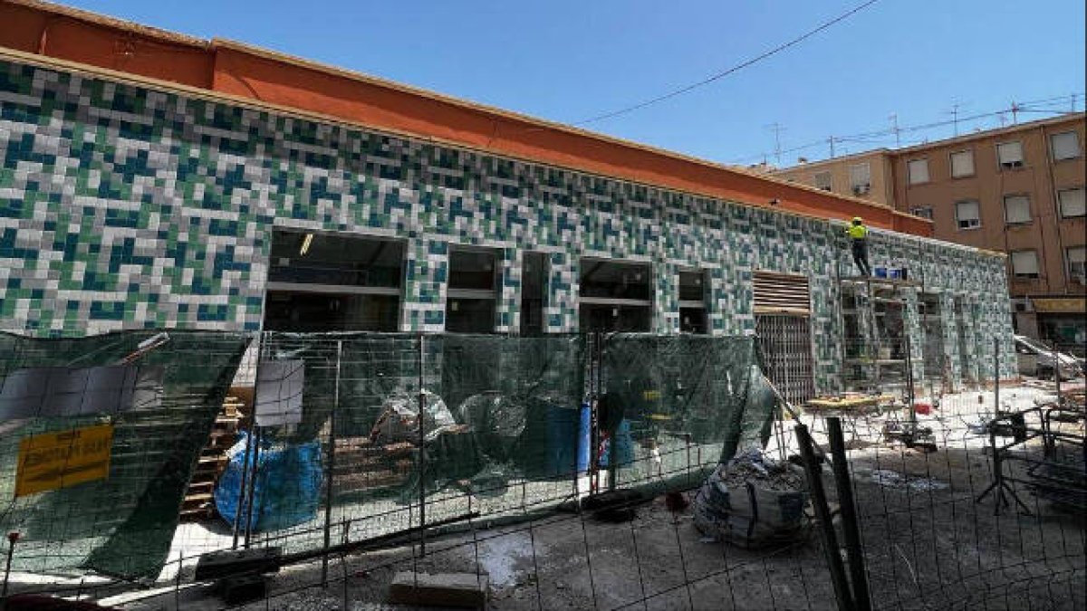 Fachada del Mercado Municipal de Carolinas