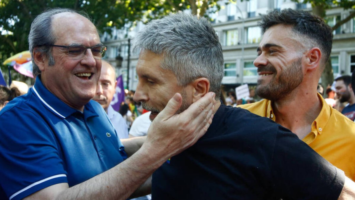 Fernando Grande-Marlaska, Ángel Gabilondo y Felipe Sicilia en una imagen de archivo