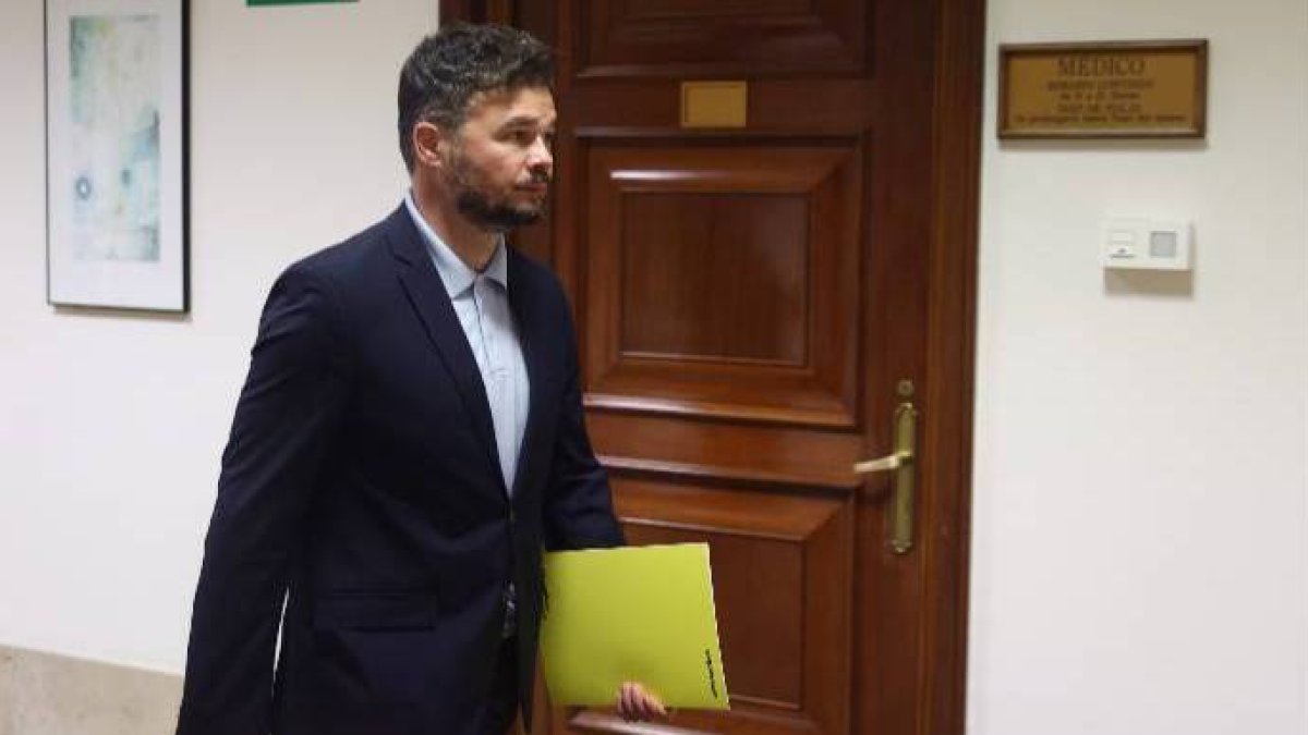 Rufián, este jueves por los pasillos del Congreso.