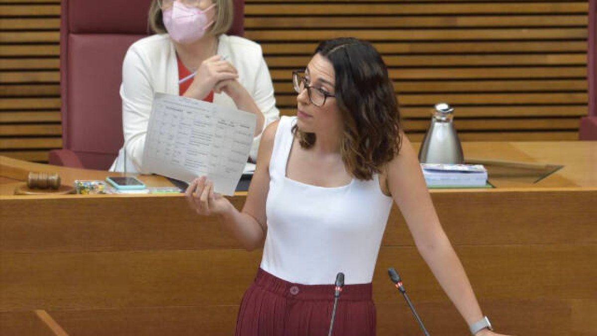 Aitana Mas comparece en Les Corts
