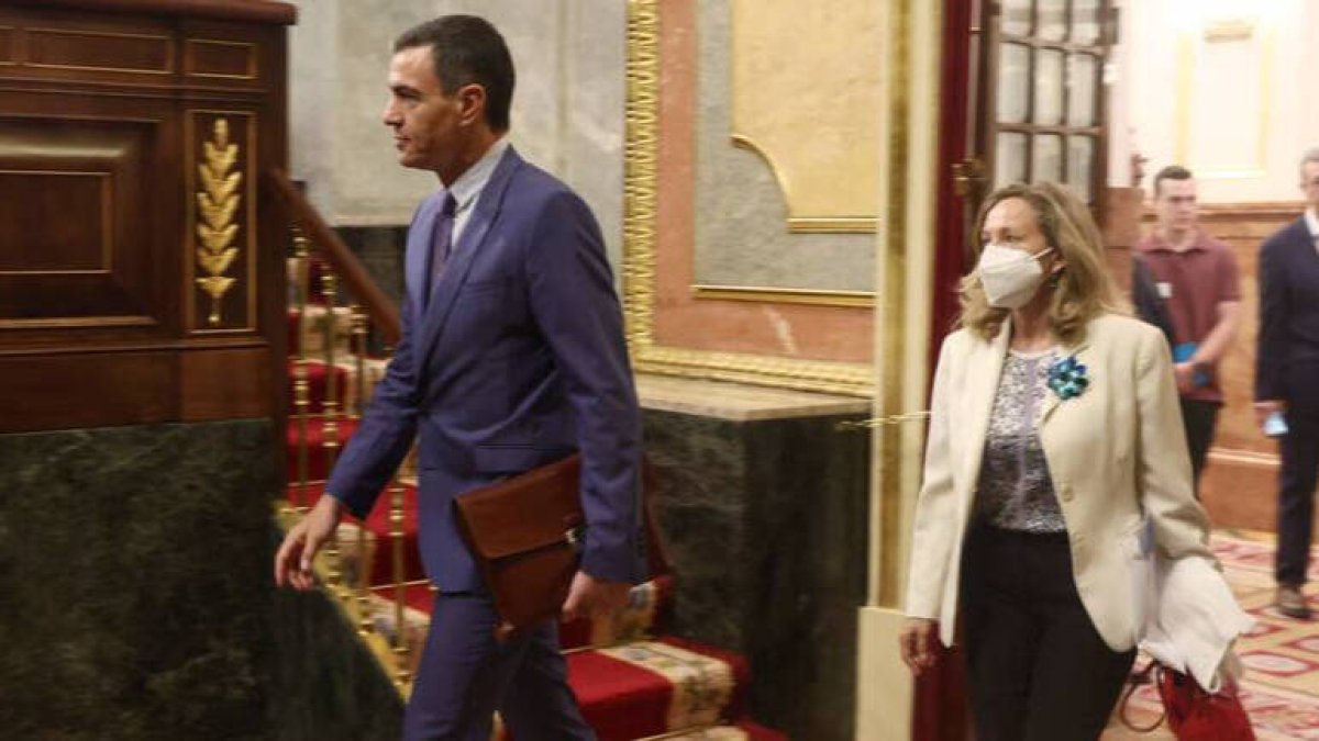 Pedro Sánchez y Nadia Calviño