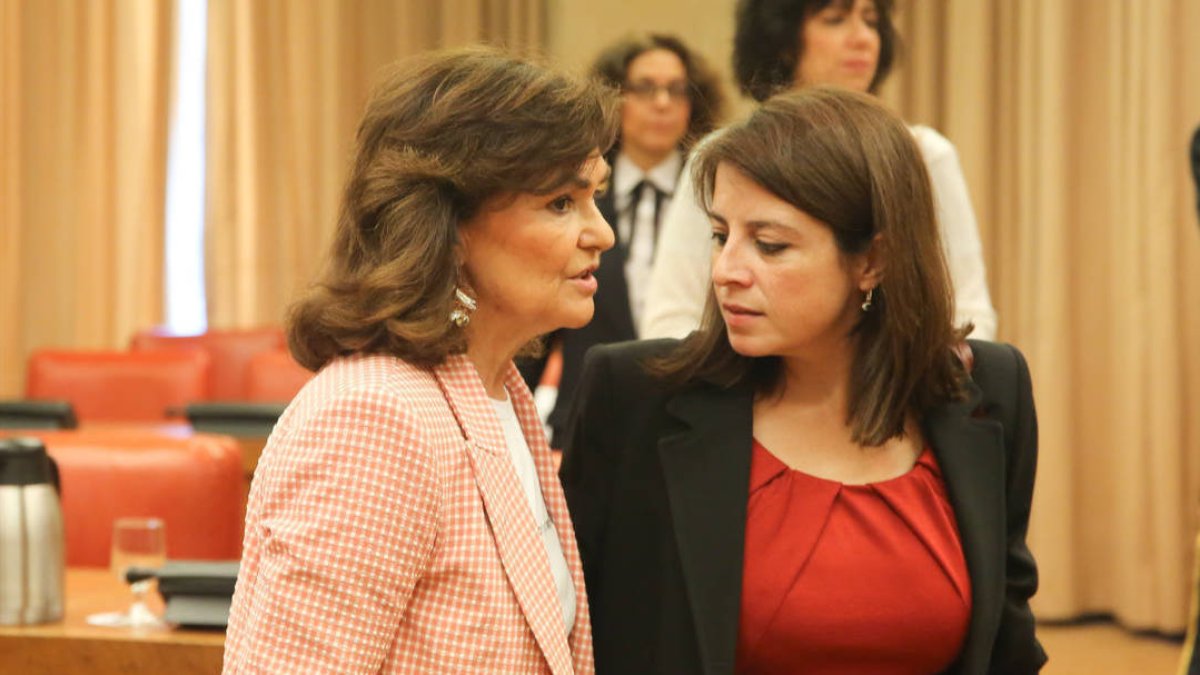 Carmen Calvo y Adriana Lastra.