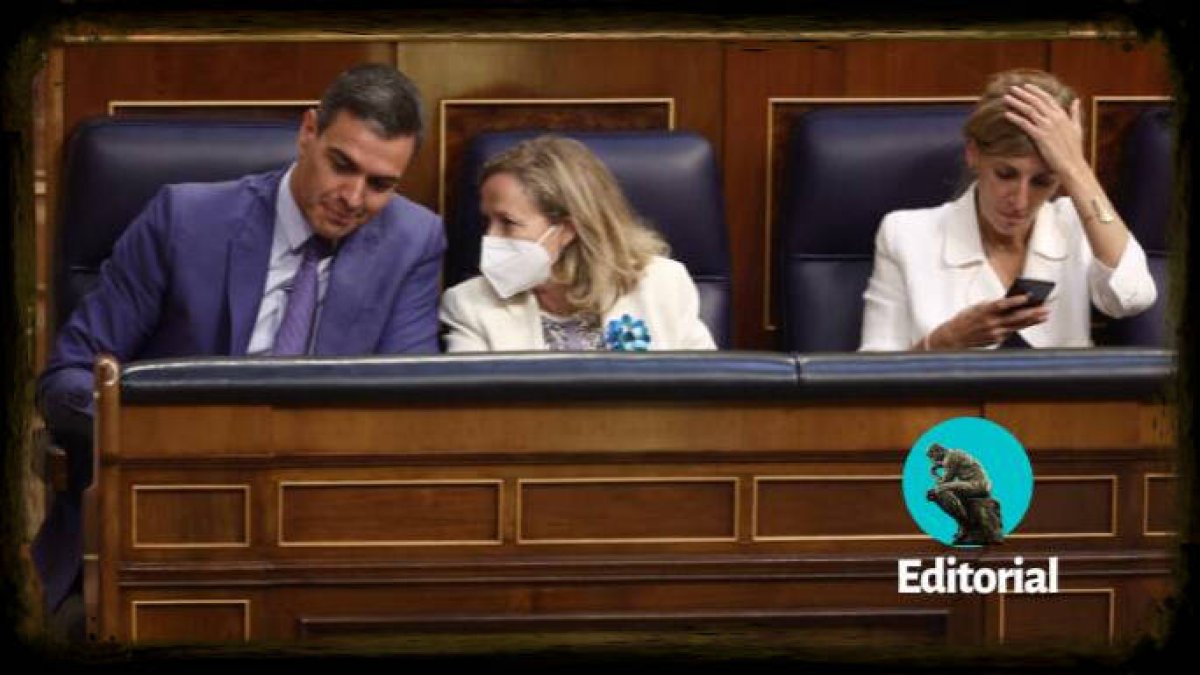 Pedro Sánchez, Nadia Calviño y Yolanda Díaz