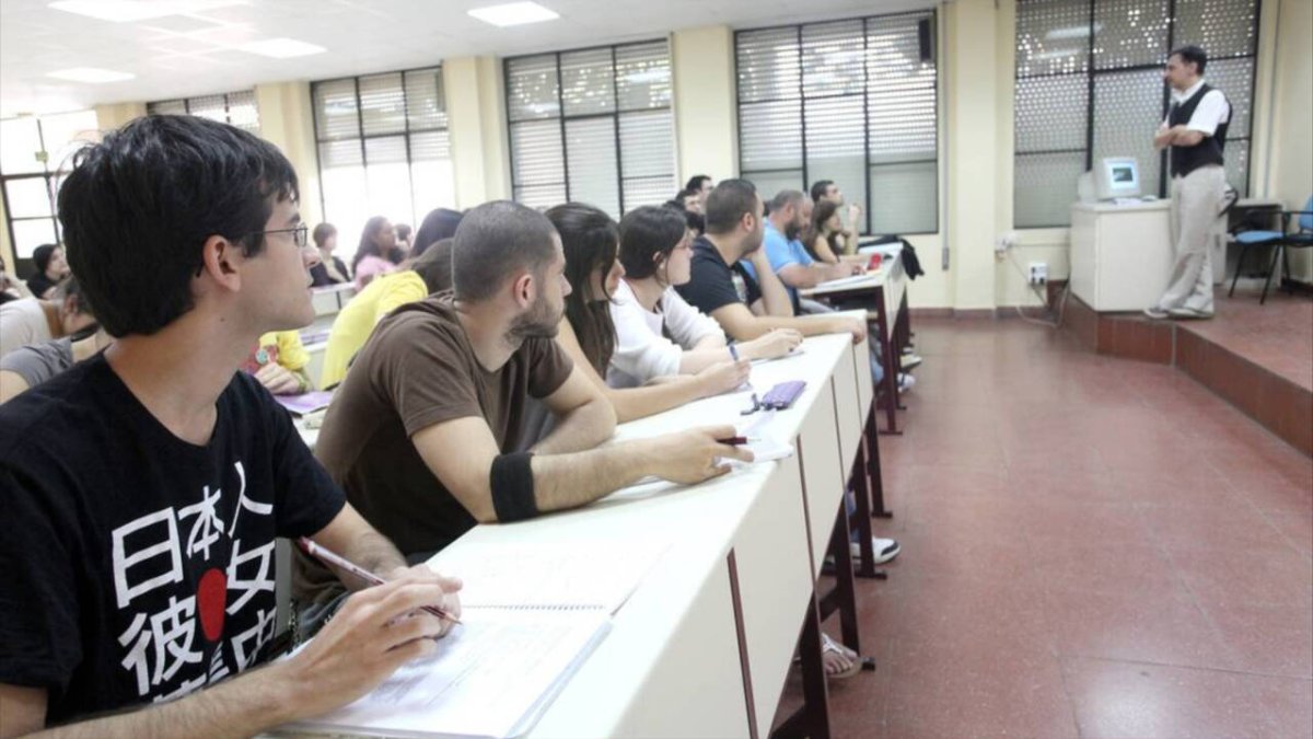 Alumnos en la Universidad de Sevilla.