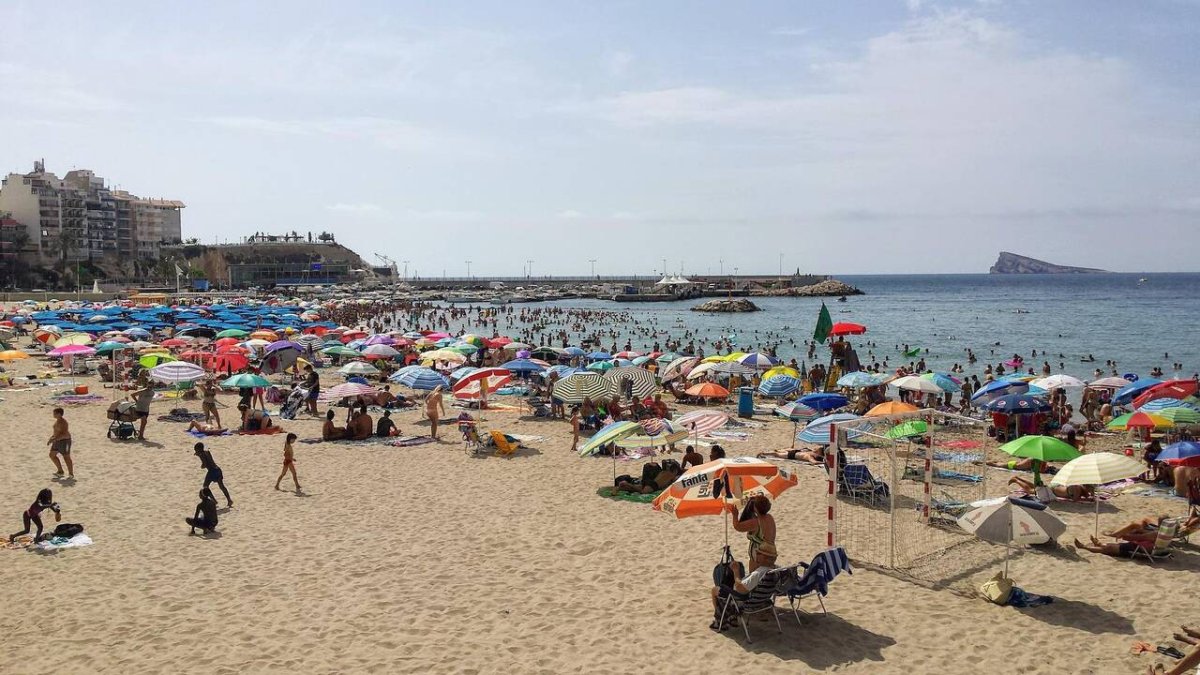 Al PP “se le cuela” la implantación de la Tasa Turística en Benidorm