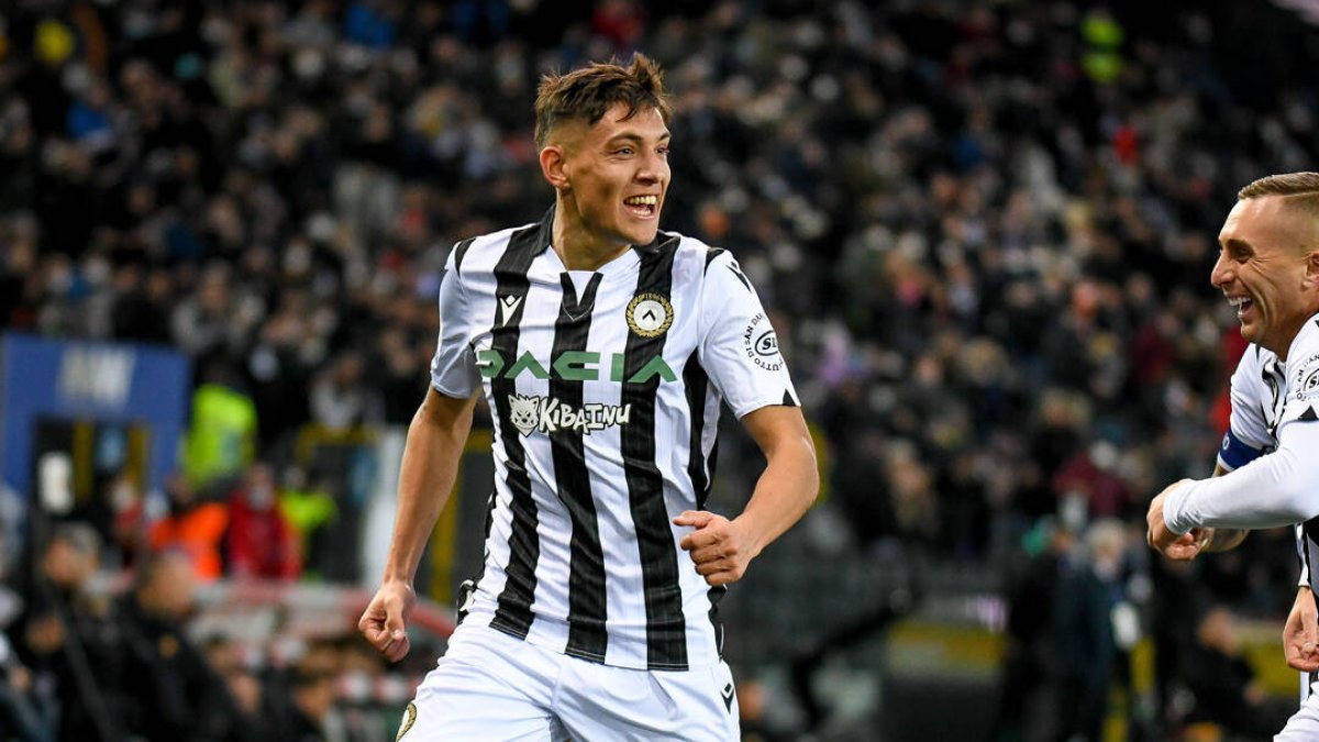 Nahuel Miranda celebra un gol con el Udinese.