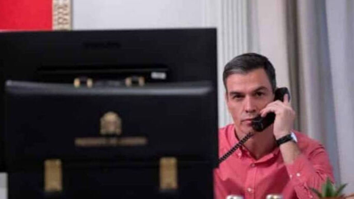 Sánchez viajará a Ucrania para promocionarse y tener la foto con Zelenski