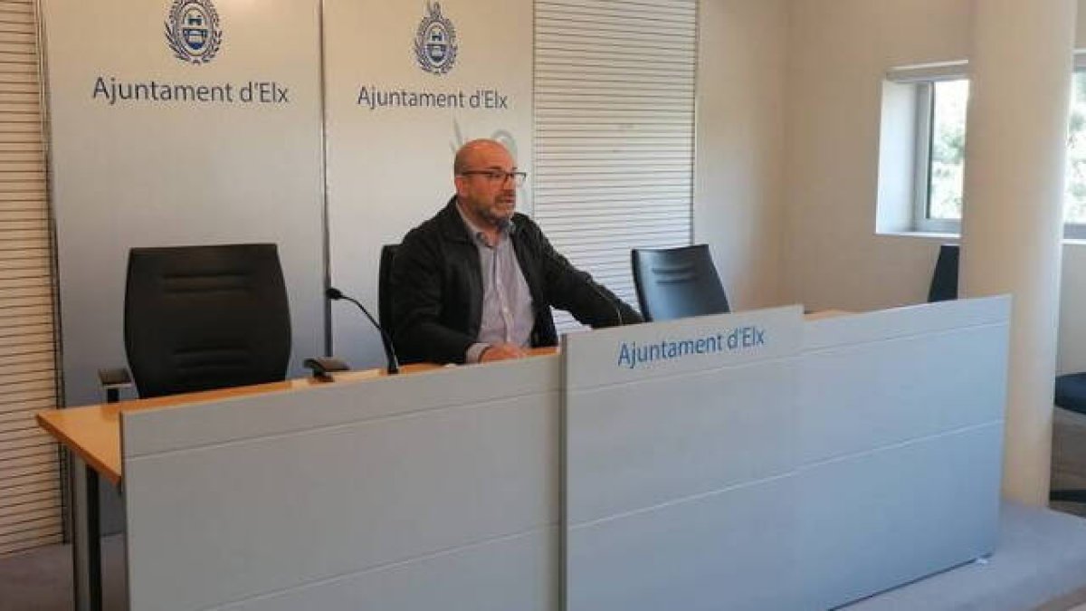 Espido Freire, de Prada y Nativel Preciado en la Fira de Sant Jordi