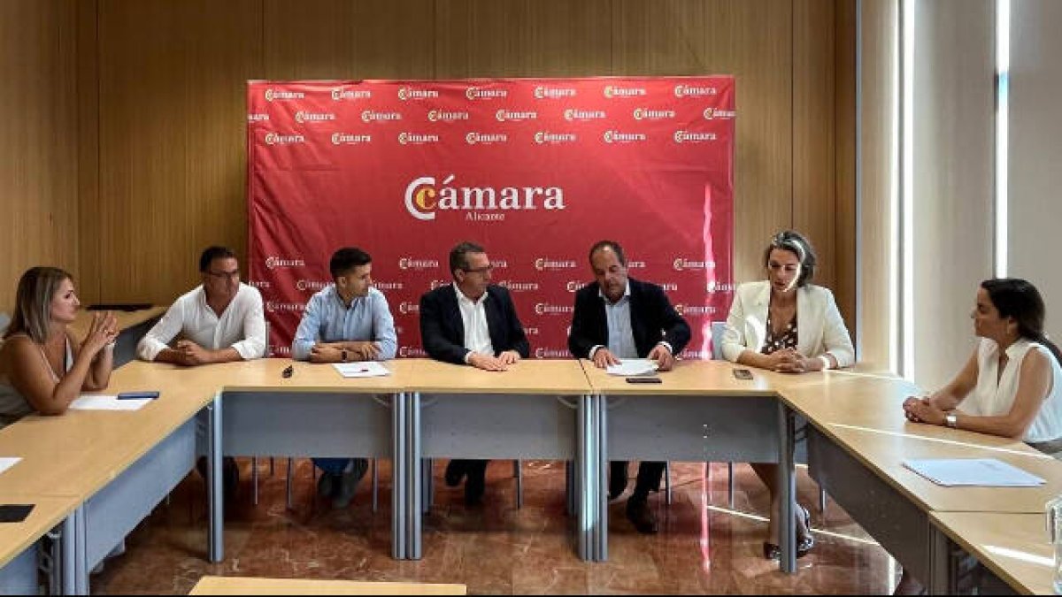 La Cámara de Comercio impulsa un proyecto de formación en Turismo para jóvenes