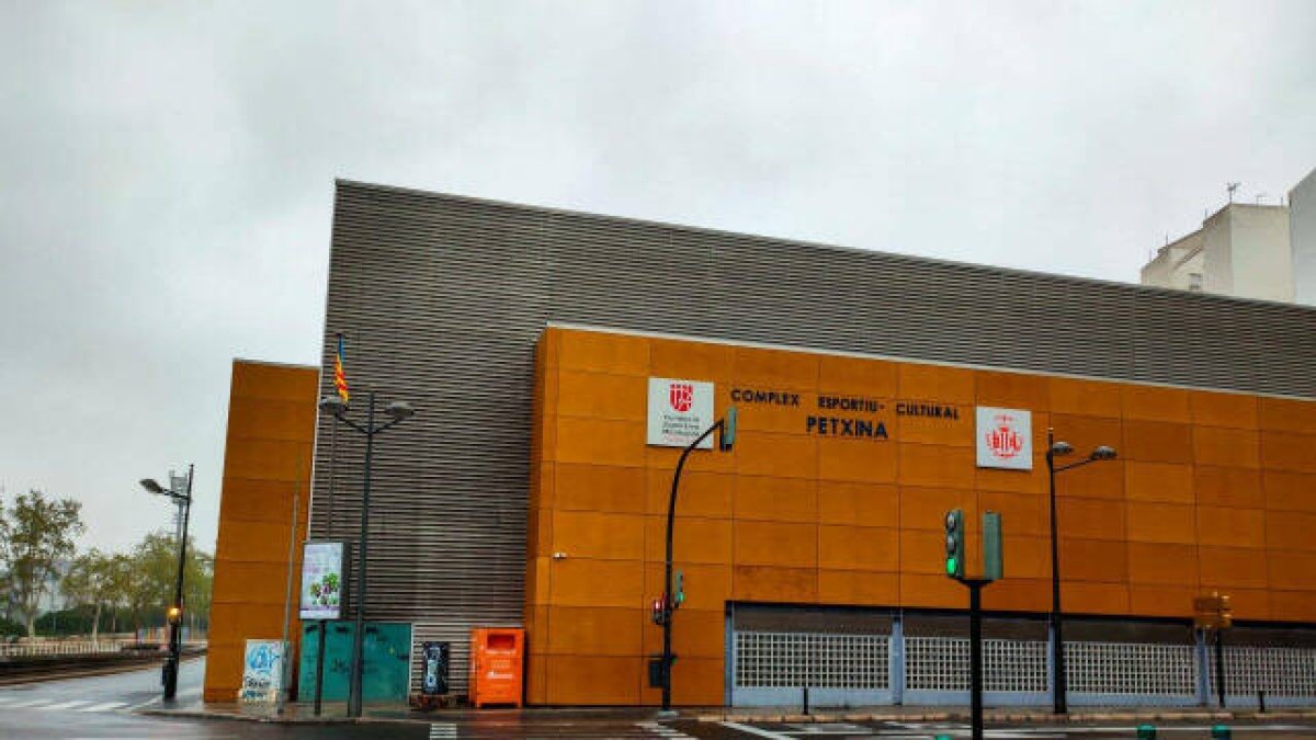 Imagen del complejo deportivo municipal de la Petxina.