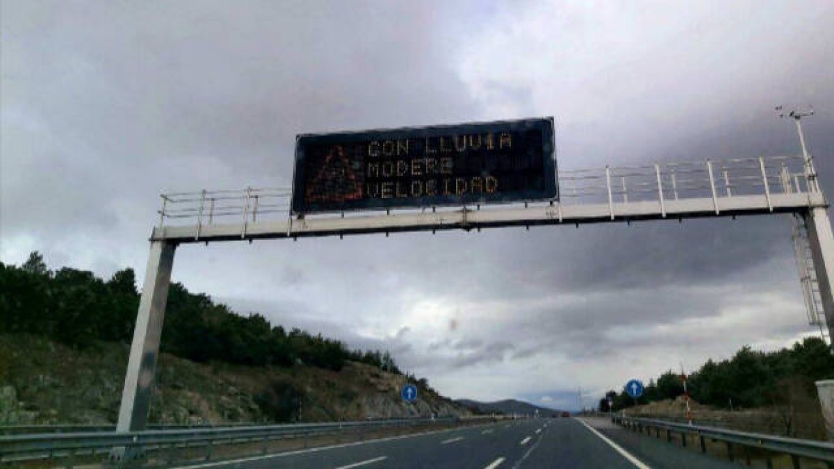El aviso de tráfico en castellano que molesta a Plataforma per la Llengua