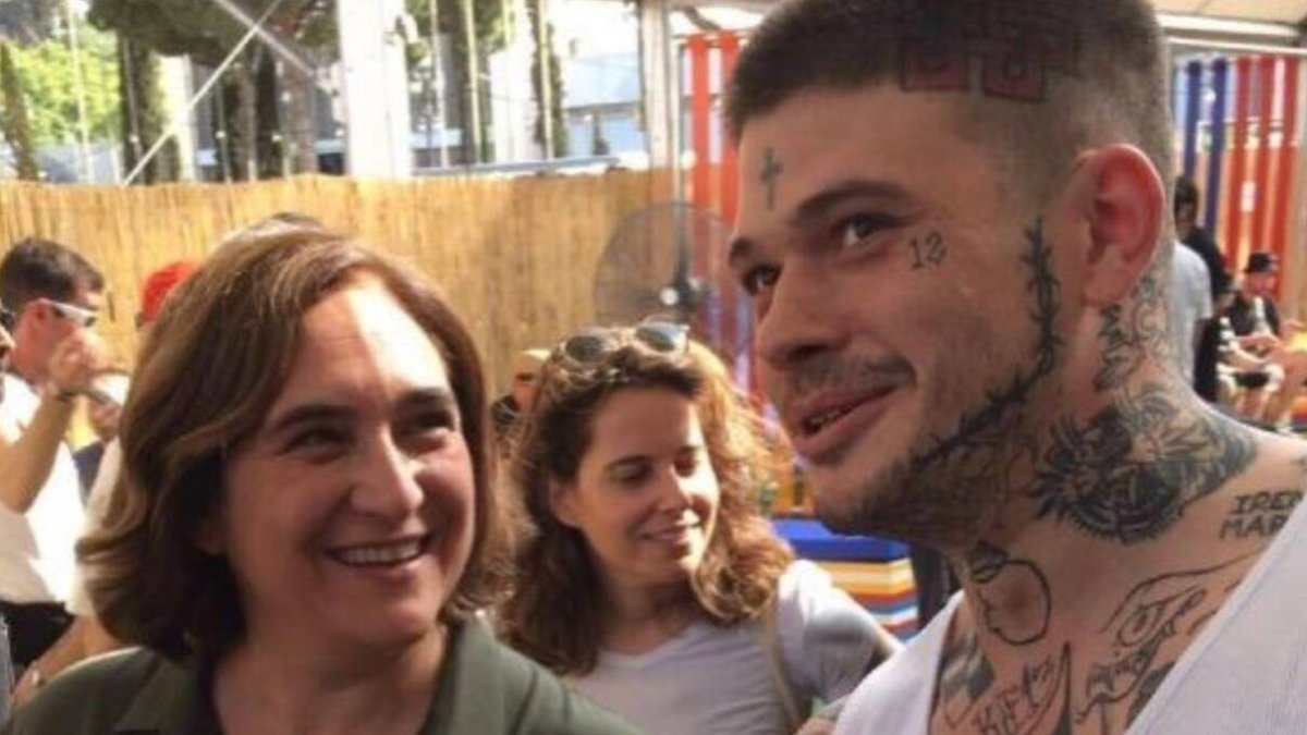 Ada Colau y Cecilio G