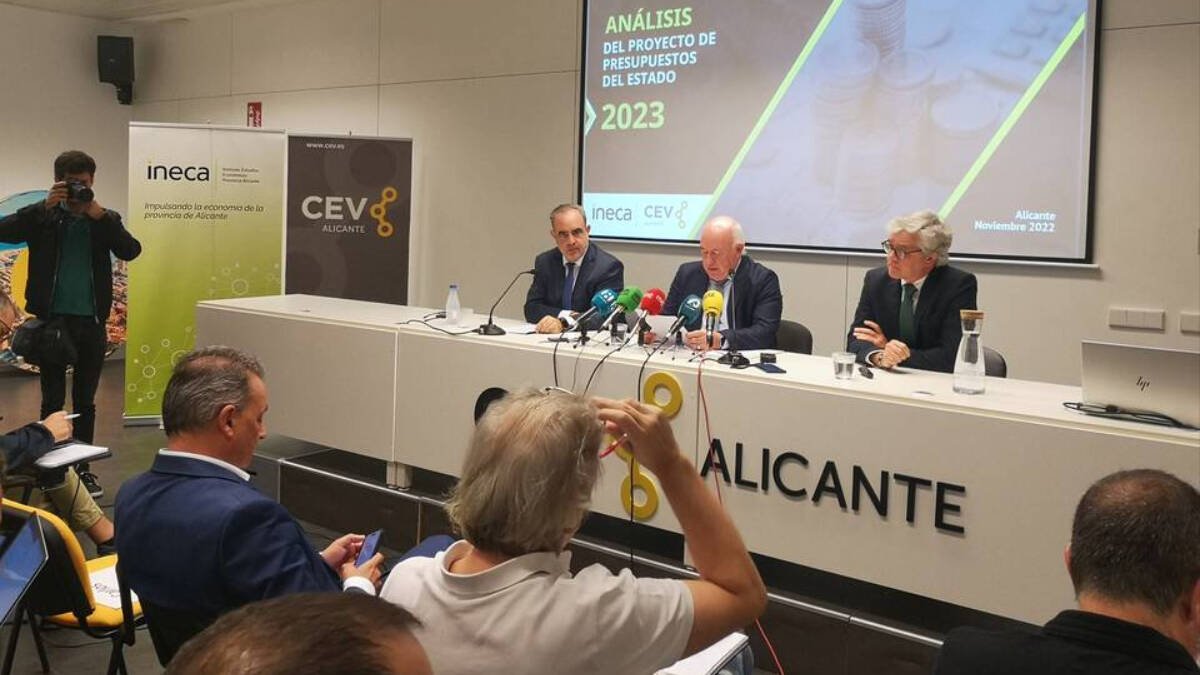 Baja ejecución y falta de transparencia en las inversiones, trampas de los PGE