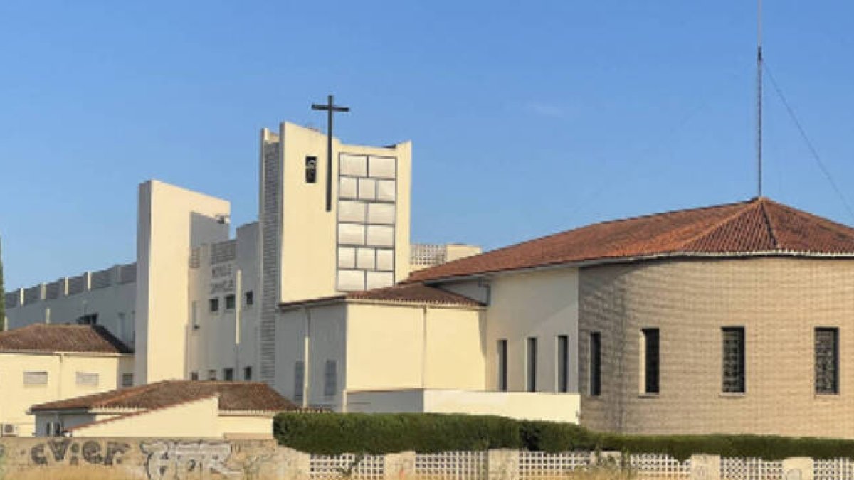 Los 40 refugiados que actualmente se encuentran en el Convento de las Dominicas de Torrent dispondrán de una vivienda esta semana.