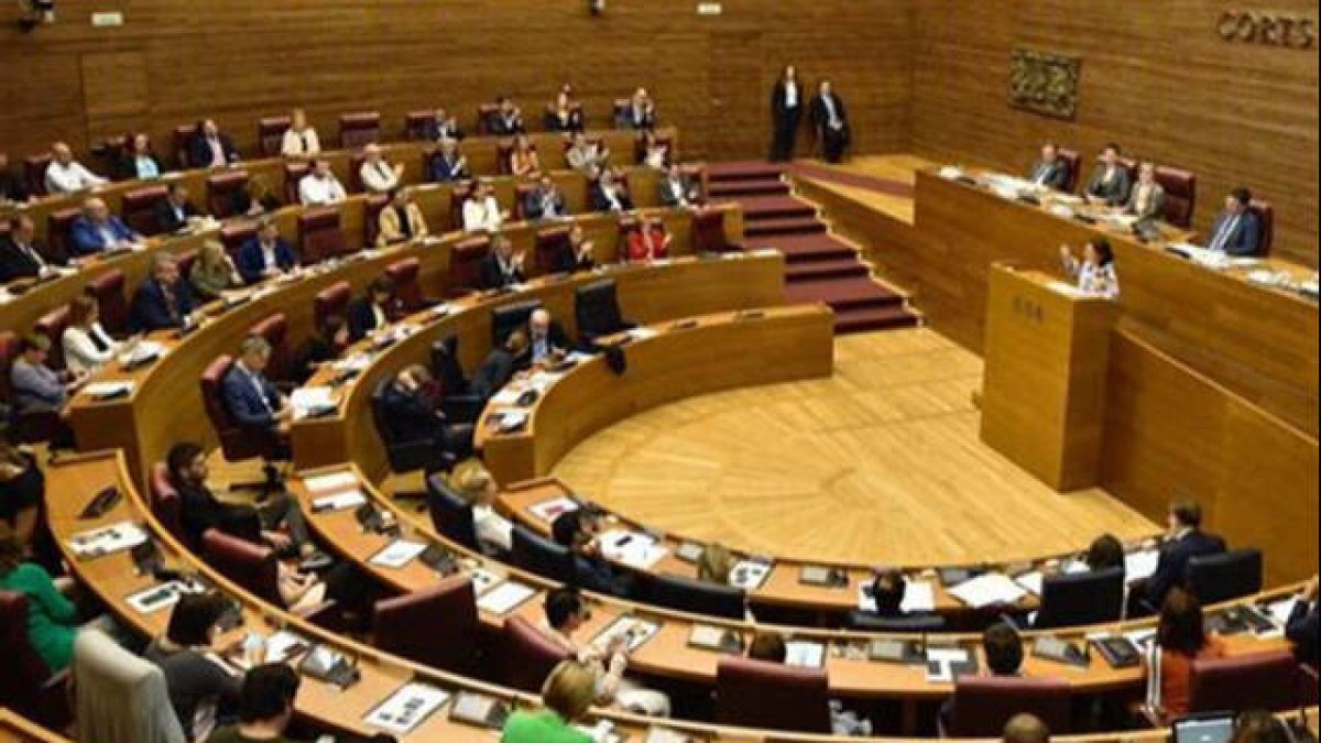 Imagen del pleno de Les Corts Valencianes.