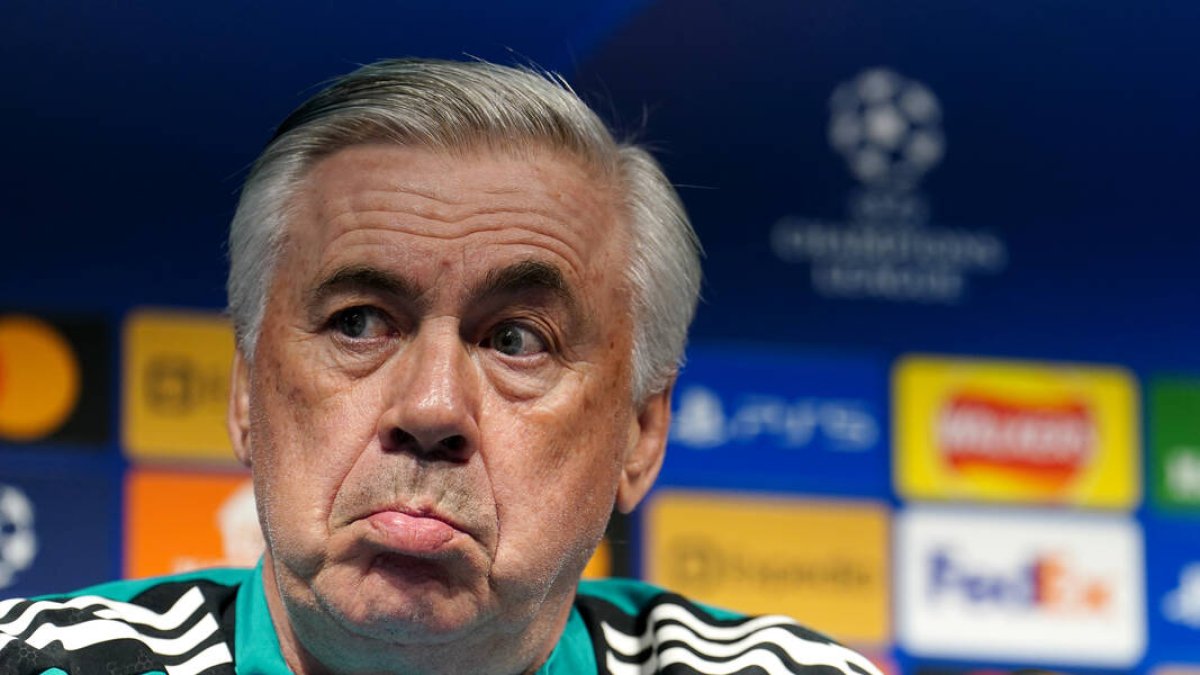 Carlo Ancelotti durante la rueda de prensa previa al partido de esta noche contra el Manchester City.