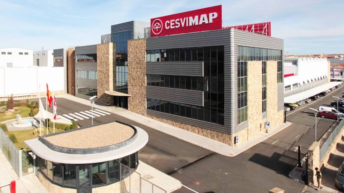 Mapfre participa en un proyecto europeo para reciclar baterías de eléctricos