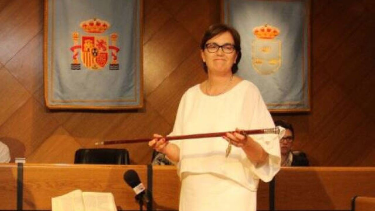 La alaldesa del municipio, María José Safont.