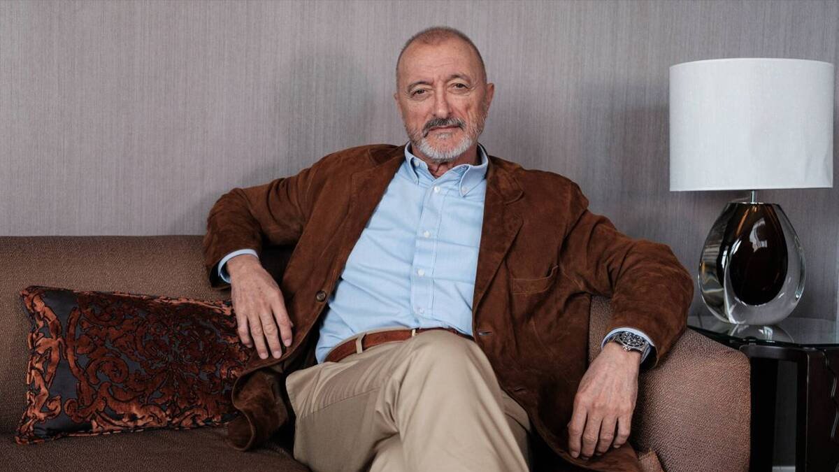 Arturo Pérez-Reverte.
