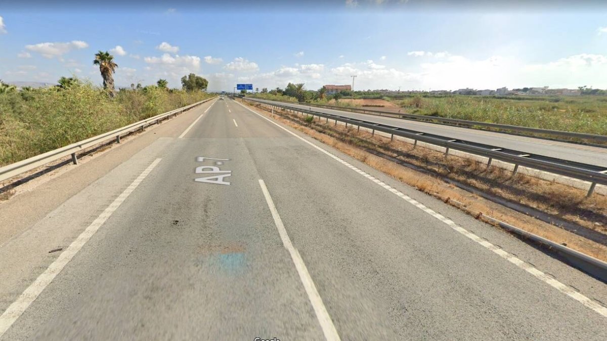 AP7 entre las localidades alicantinas de Catral y Crevillent donde ha tenido lugar el sucesos