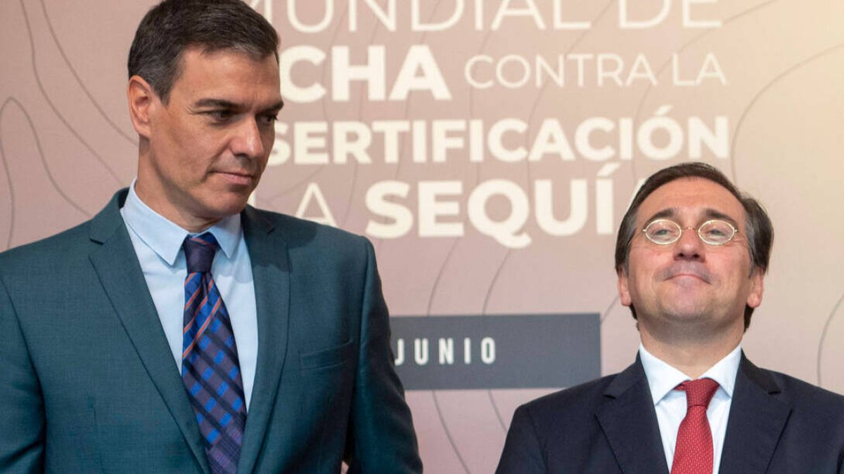Pedro Sánchez y José Manuel Albares