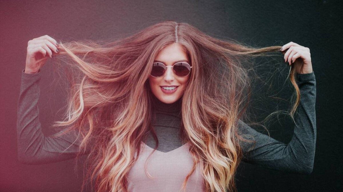 Prevenir la caída del pelo propia del otoño es fácil. Te contamos cómo