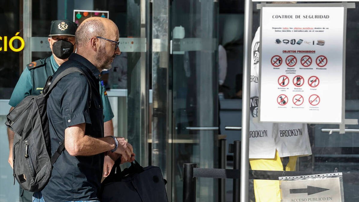 Francis Puig a su llegada al juzgado