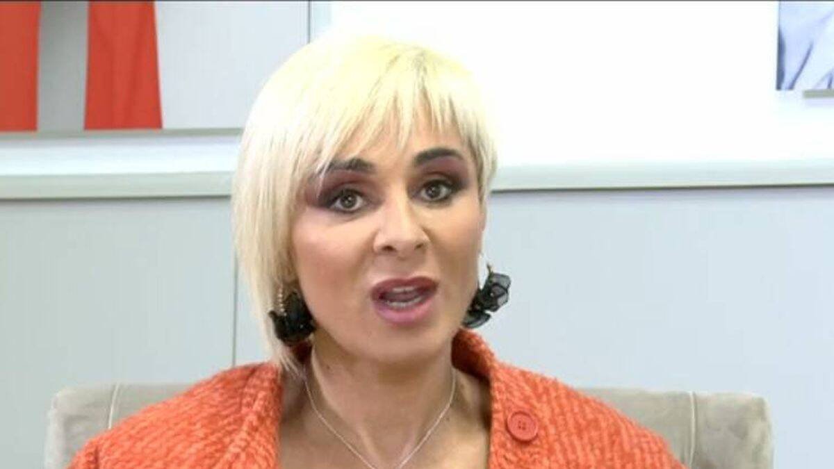 Ana María Aldón no será presentadora de Telecinco, al menos de momento.