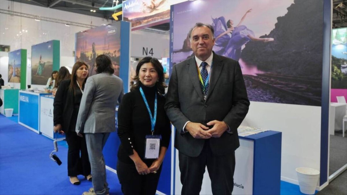 El consejero de Turismo, Arturo Bernal, en WTM de Londres.