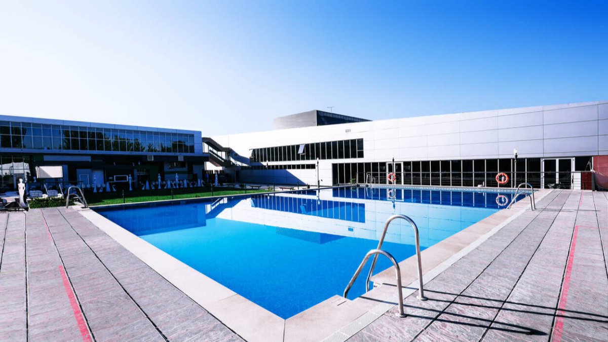 Los beneficios de la natación de cara al verano