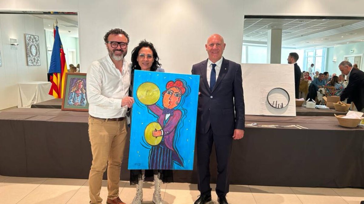 El empedrao solidario del Club Rotary La Vall reúne 200 personas